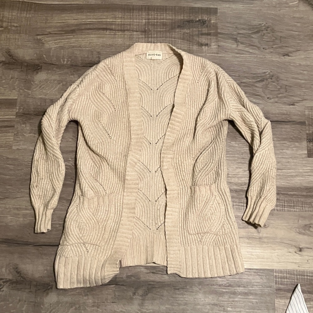 Olive and oak Beige Knit Cardigan
